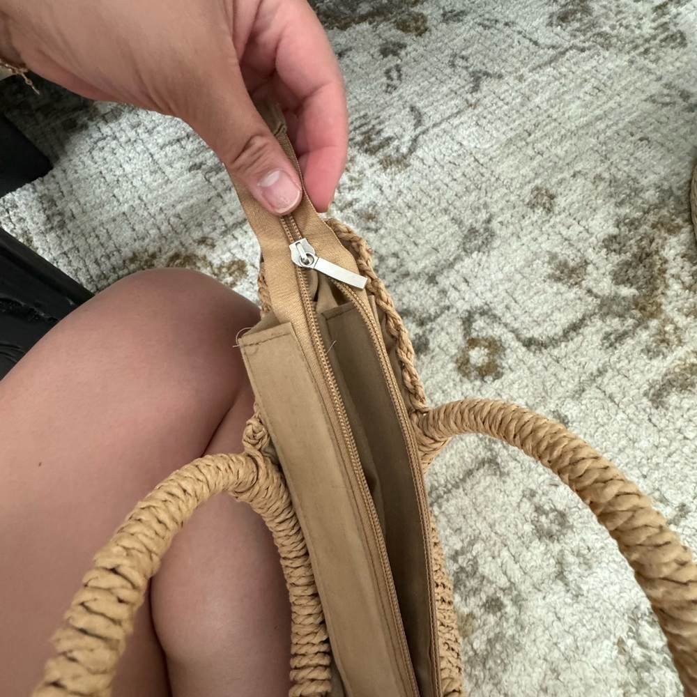Woven Tote Basket Bag - Picture 8 of 11